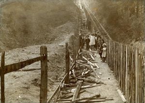 Fence_removal_1902